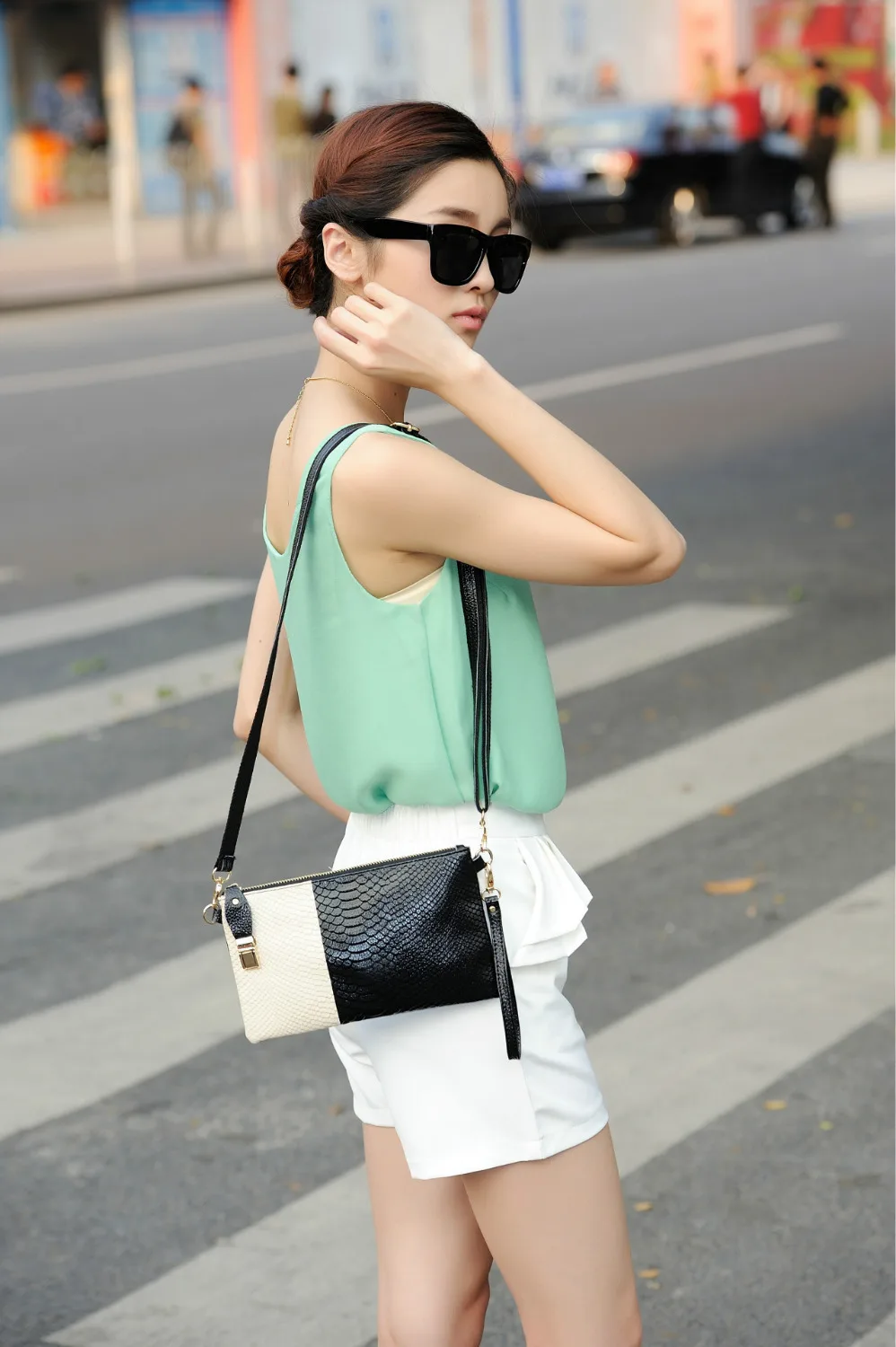 2015 New Animal 3D Genuine Leather ALIGATOR vintage bags women leather Handbags Messenger Bags Women Clutch with Belt CH09 |