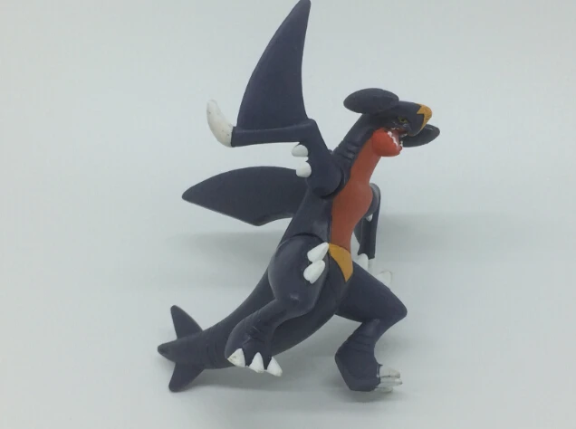 Бесплатная доставка фигурка Garchomp 5 см игрушка Рождественский подарок или