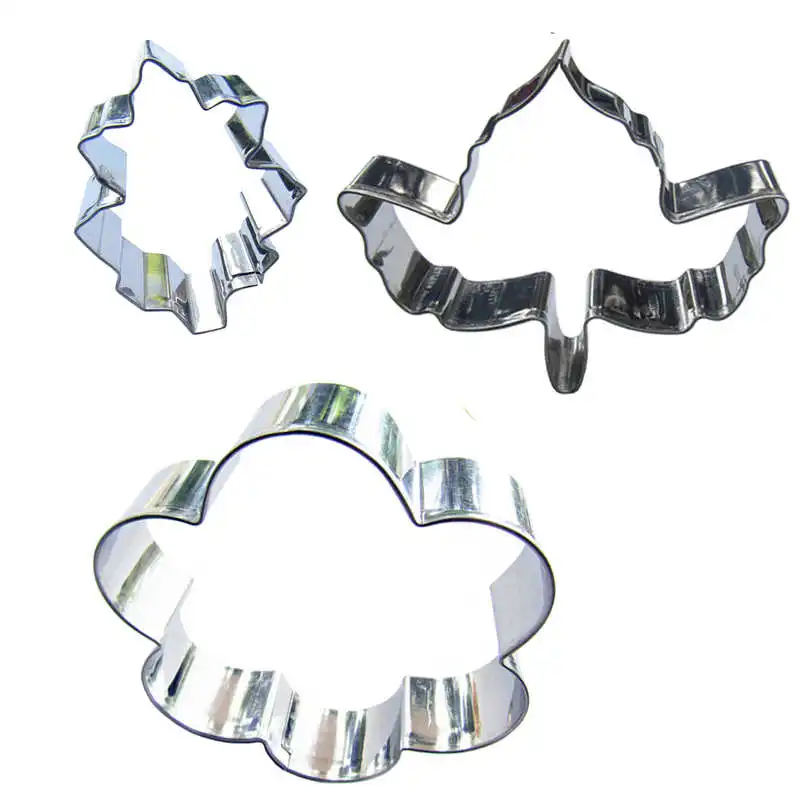 

Plum Blossom,Lleaf shaped 3 piece biscuit cutting molds, baking tools, cake decorating soft candy tools.