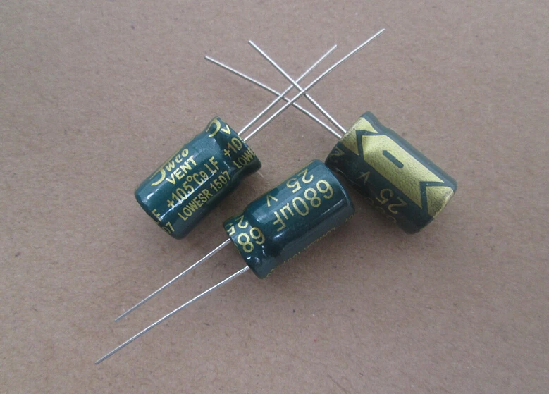 

Низкий ESR JWCO 25v 680 мкФ алюминиевый электролитический конденсатор 10*17 мм