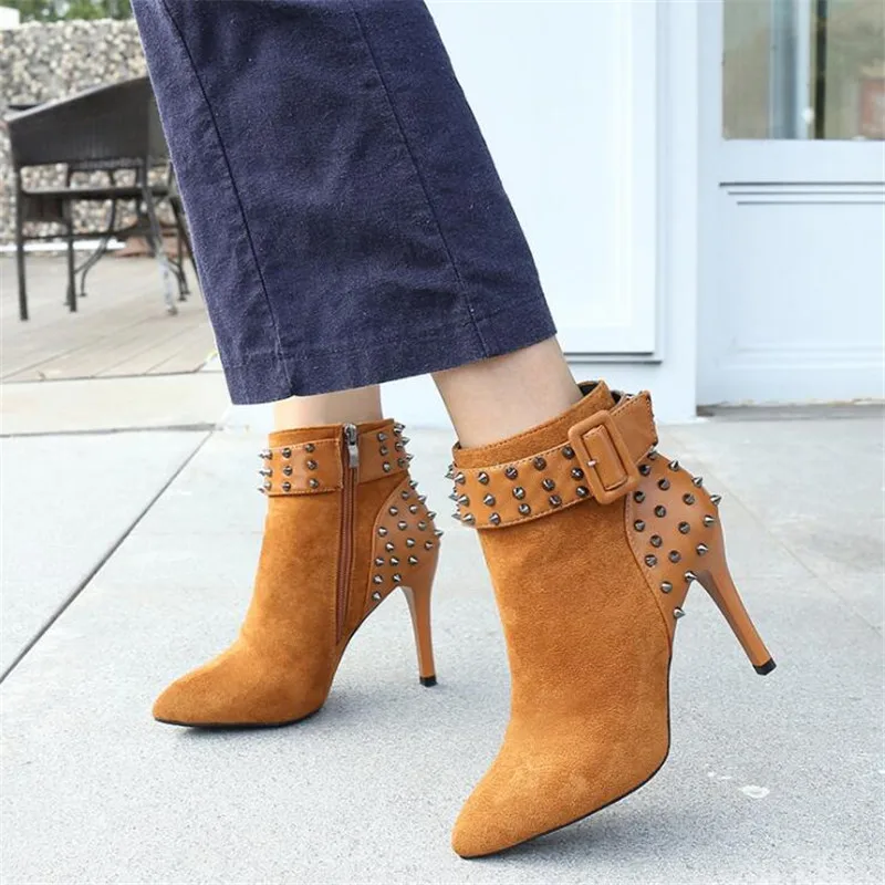 Женские ботинки сезон осень зима ботильоны на высоком каблуке с заклепками и