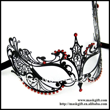Бесплатная доставка черная блестящая Венецианская металлическая Маскарадная