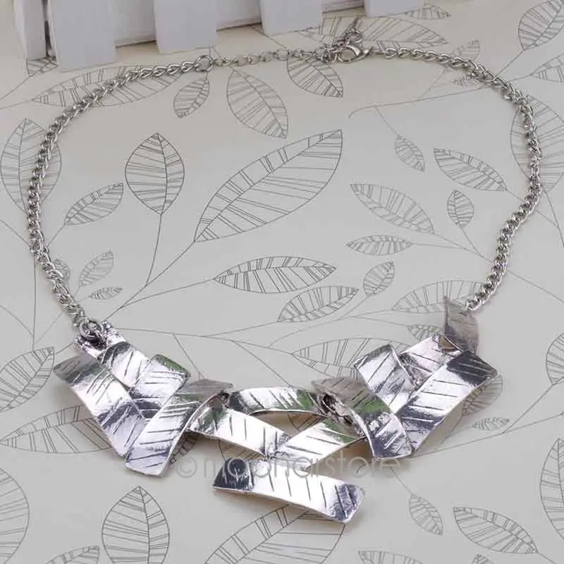SILVER Винтажное ожерелье-чокер, Женский Крест, металлическая подвеска цепочка-змейка, макси воротник, массивные ювелирные изделия, модные аксессуары - Окраска металла: SILVER
