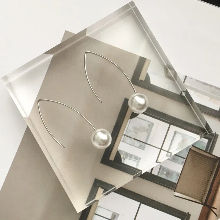 

Temperament simple fine ear hooks on the bending pearl two wearing earrings Earrings For Women Brincos Oorbellen