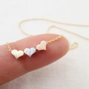 Изящное крошечное ожерелье из 3 ожерелья с сердечками золота и розового золота с цепочкой в форме сердца Простой подарок на день рождения, свадьбу, невесту