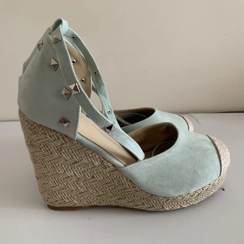 Женские эспадрильи с заклепками REAVE CAT праздничные туфли на платформе и высоком