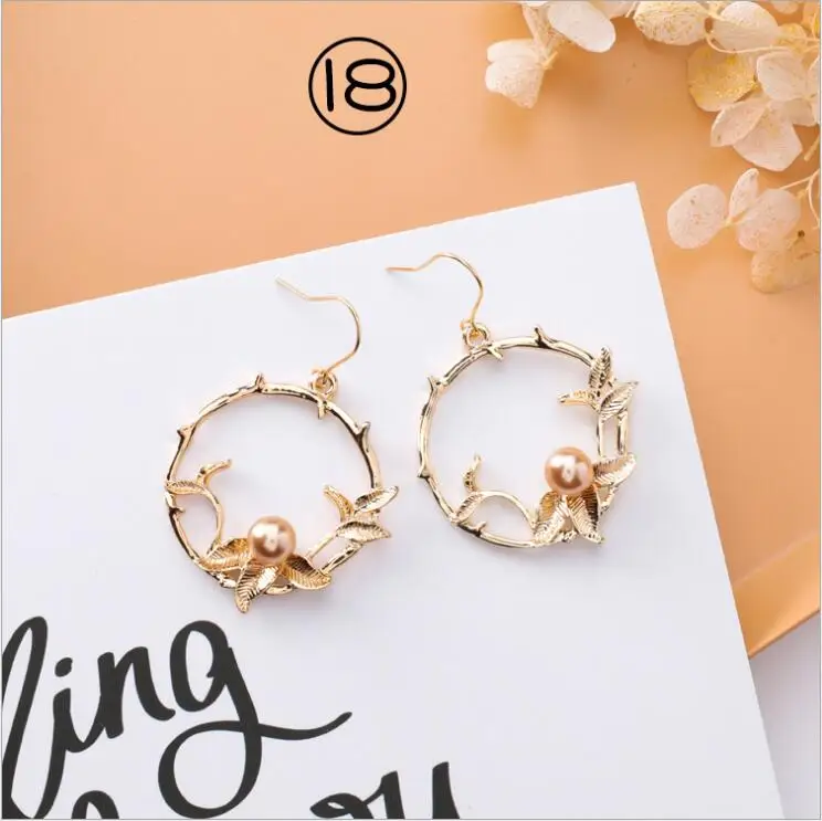 style-18 Корейская версия милые акриловые преувеличенные длинные серьги с кисточками модные абрикосовые деревянные геометрические женские серьги макси - Окраска металла: style-18