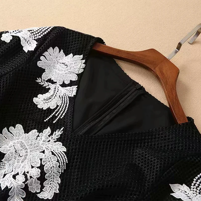 Женское Сетчатое платье русалки с вышивкой черное милое коротким рукавом осень
