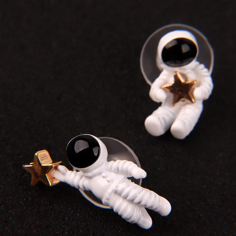Женские асимметричные серьги гвоздики с космонавтом 1 пара элегантные