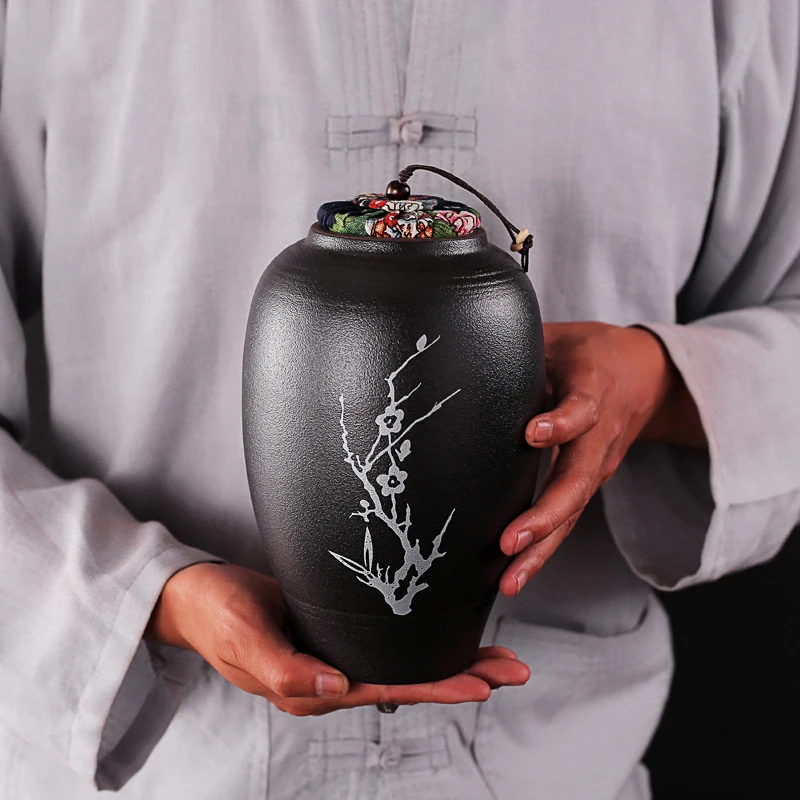 

Vintage Jar Black Zen Japanese Style Coarse Pottery Tea Cans Silver Painted Plum Blossom Tea Caddy Tea Storage Bottle Home Decor