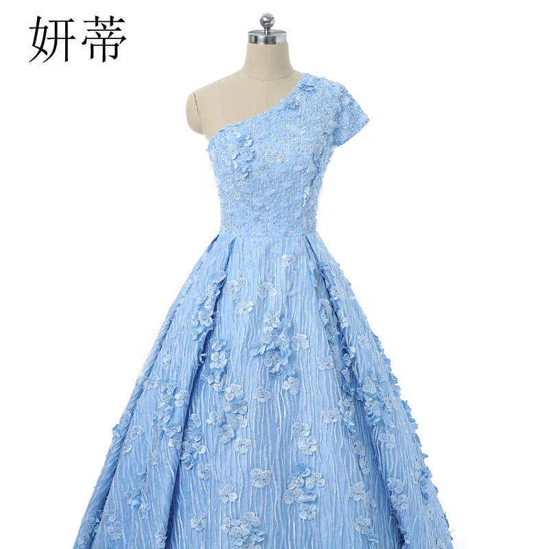 Элегантное светильник-голубое кружевное вечернее платье-трапеция с бисером