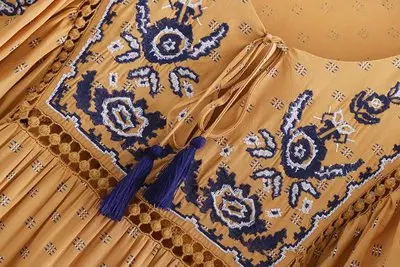 2018 осенние женские пуловеры с кисточками свободные рубашки blusa вышитые блузки