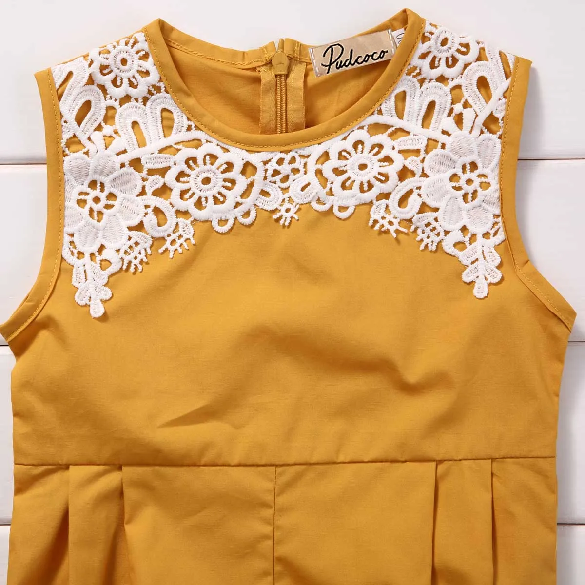 2017 новая одежда для маленьких девочек кружевной комбинированный комбинезон