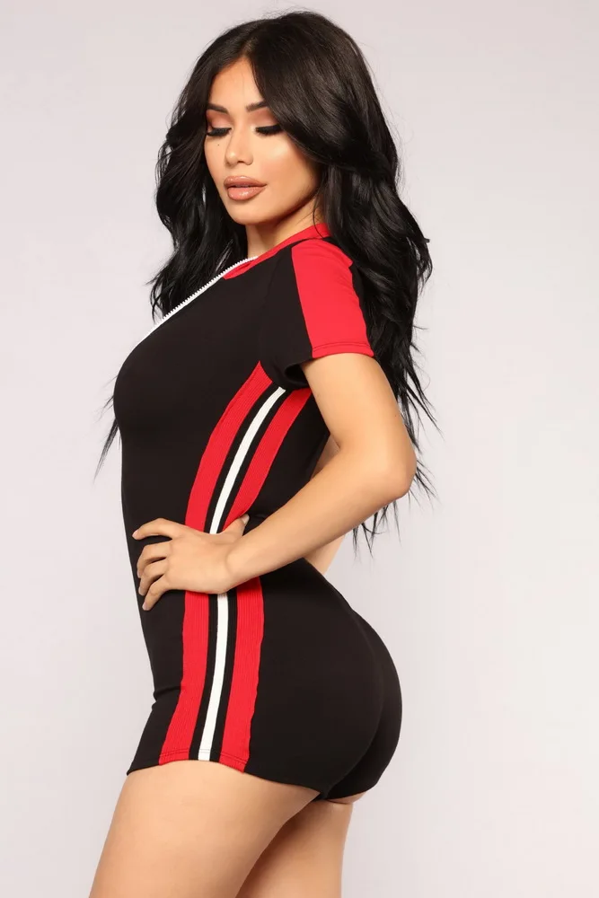 Черный облегающий комбинезон OKAYOASIS на молнии спереди байкерские шорты уличная