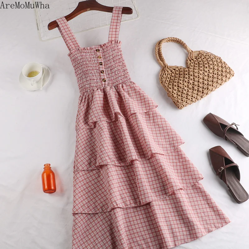 Женское облегающее платье AreMoMuWha на бретельках с открытыми плечами без рукавов