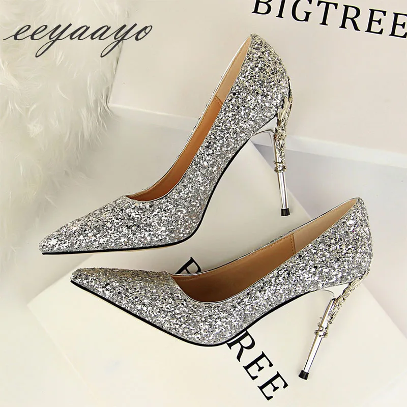 Женские туфли лодочки на высоком тонком каблуке с металлическим острым носком