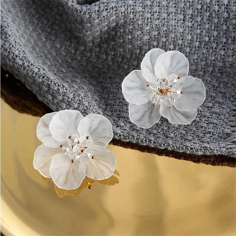 Летний стиль 2017 г. большой цветок серьги стержня для Для женщин Винтаж Смола из