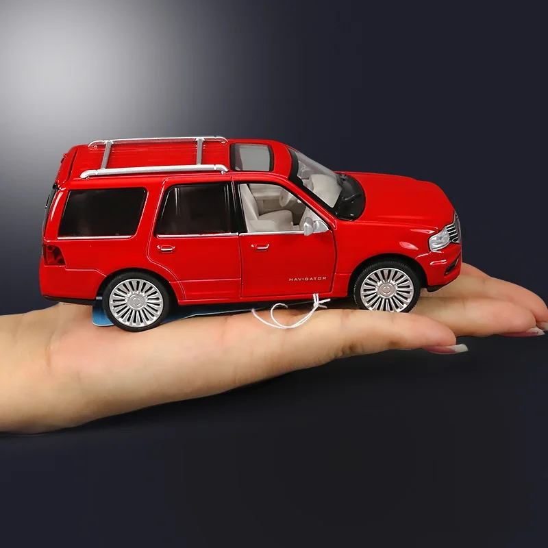 Высококачественные Имитационные изысканные Литые и игрушечные автомобили: