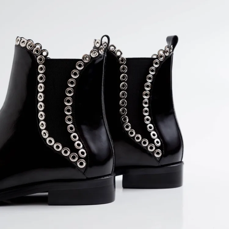 Ботильоны женские из натуральной кожи на низком каблуке с металлической