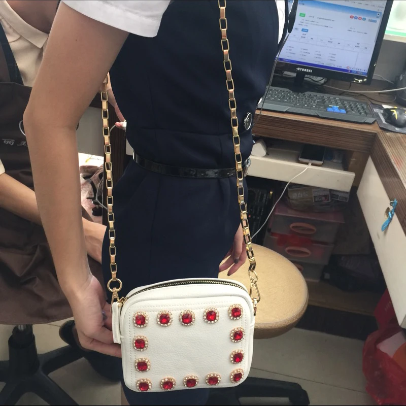 Женщин известный дизайн со стразами клапаном сумка женские цепи Crossbody