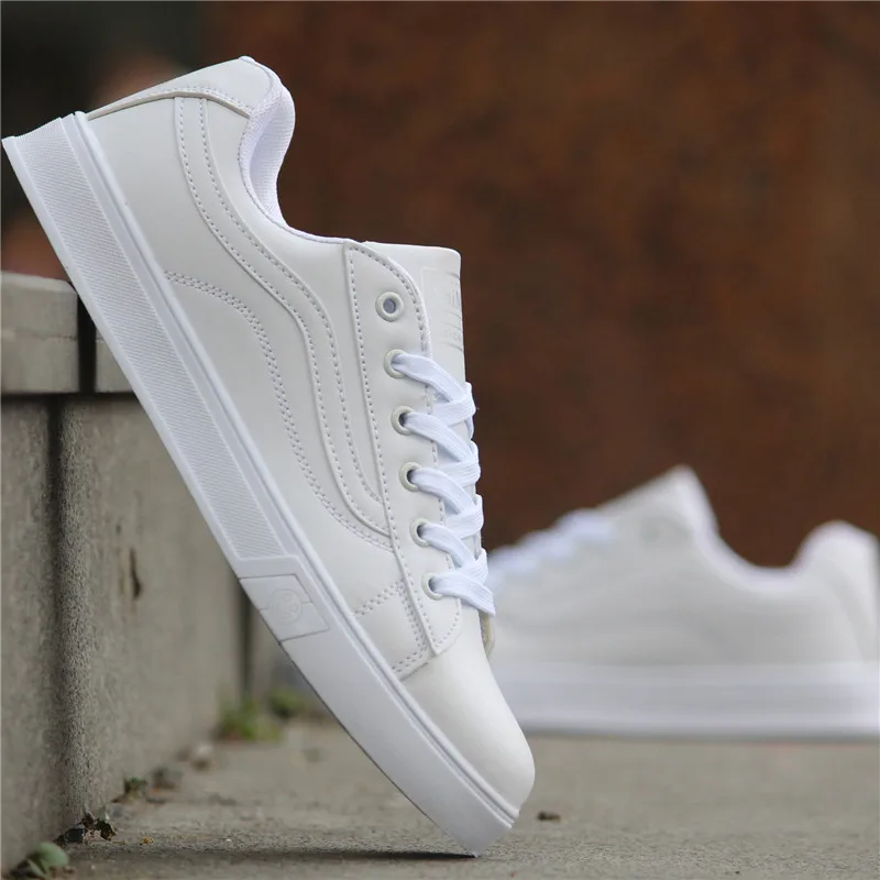 

Exclusive New pu Men Casual Shoes Lac-up Men Shoes Lightweight Comfortable Breathable Walking Sneakers Tenis Feminino Zapatos