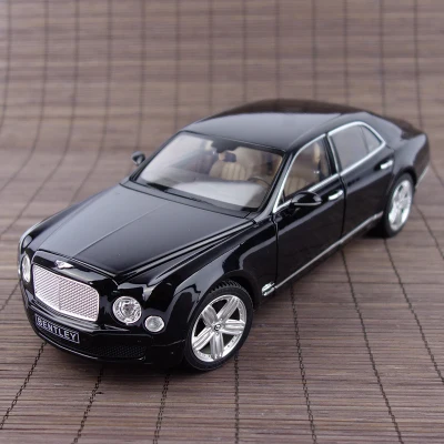Черный Лидер продаж, Подарочный мусс 1/18, большая модель автомобиля, игрушечный автомобиль из сплава, роскошная коллекция деталей, все для мужчин, лучший подарок, автомобильный вентилятор, витрина - Цвет: Черный