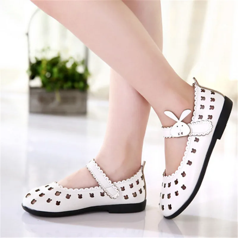 Лидер продаж детская обувь для девочек 2018 брендовая с вырезами милая дышащая