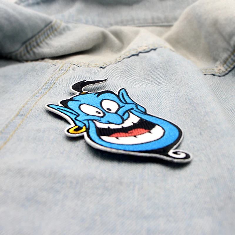 Aladdin and the magic lamp Embroidered Iron on Patches para Clothing Clothes Appliques wallet bags shoes badges Stickers E0558