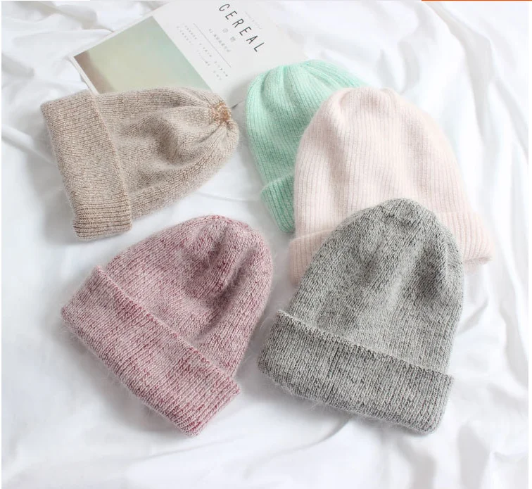 Хорошее качество, модная шапка из меха Ангорского Кролика, Skullies& Beanies, Женская Повседневная теплая шапка, зимняя Женская Вязаная Шапка-бини AD039
