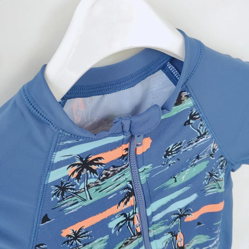 Цельный купальный костюм для мальчиков пляжный с принтом маленьких | Спорт и