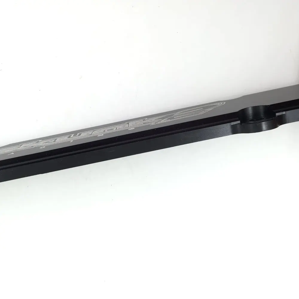 Бесплатная доставка новая алюминиевая Свеча зажигания черного цвета подходит