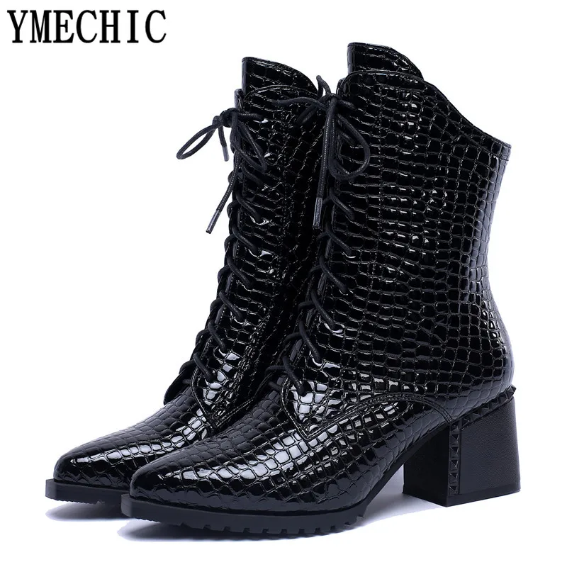 Женские ботильоны на блочном каблуке YMECHIC новинка 2018 года с каменным узором