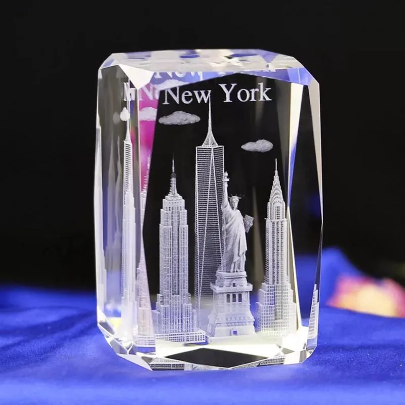 

Crystal New York crystal inside carved tourist souvenirs for friends and classmates of creative crystal display gifts