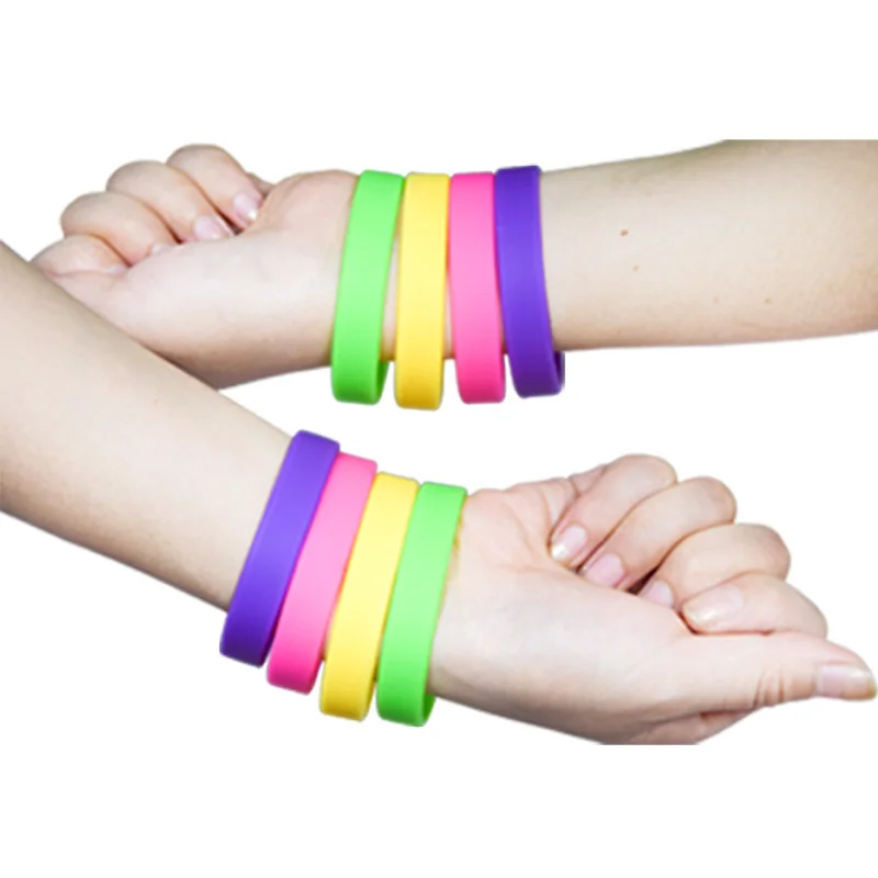 Ensnovo Women's 80s Outfit Accessories Neon Earrings Leg Warmers Gloves Cosplay Party Supplies Woman Girls Ornaments Accessory |