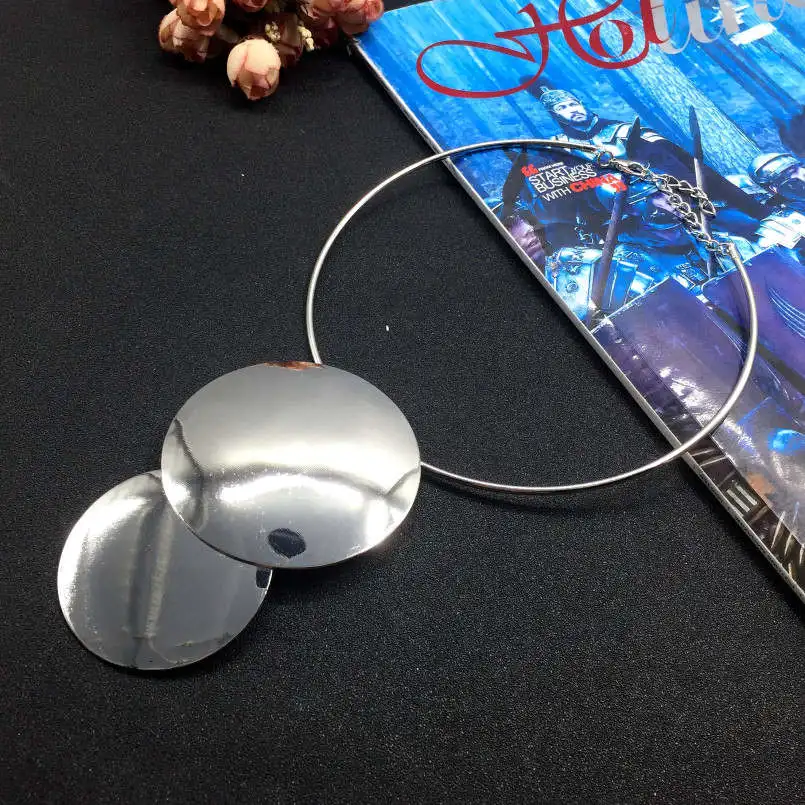 Silver Necklaces Женское Ожерелье-чокер в стиле панк золотистого и серебряного цветов, ожерелье-чокер с большим металлическим кругом, ожерелье с подвеской UKMOC - Окраска металла: Silver Necklaces