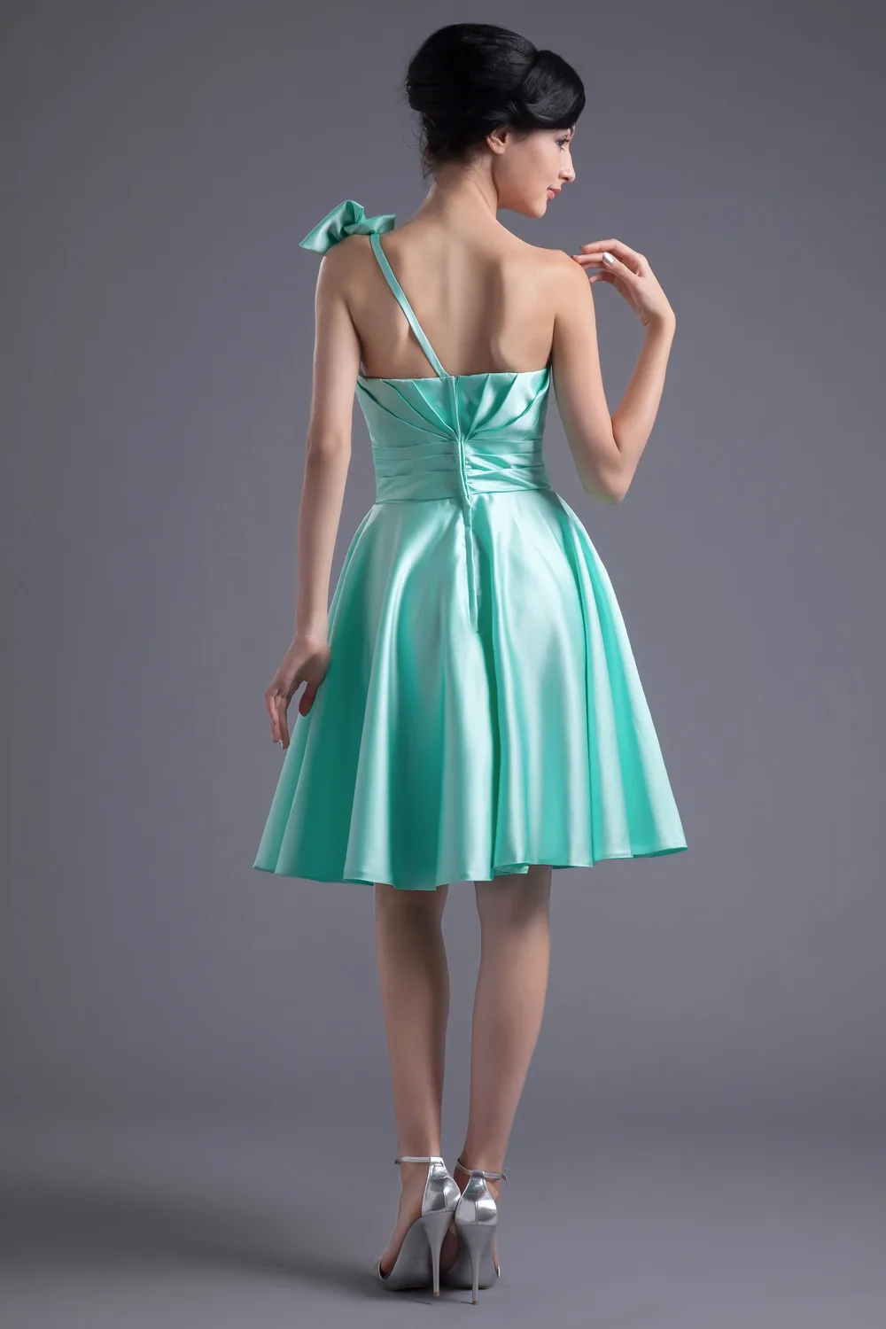 Sweety Short Mint Green Bridesmaid Dresses One shoulder with Bow Satin Maid of Honor | Свадьбы и торжества