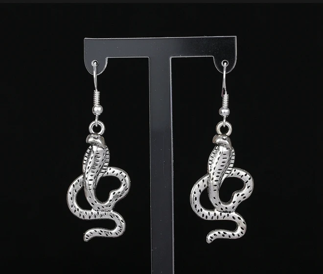 

Vintage Silver Cobra Snake Earrings Charms Drop/Dangle Earrings For Women Girl Fashion Jewelry Gifts Accessories Hot Sale A988