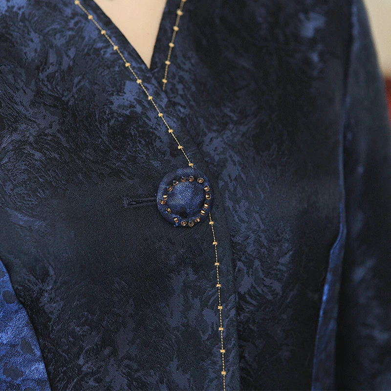 Женское длинное пальто-туника VOA облегающее из шелка с жаккардовой вышивкой