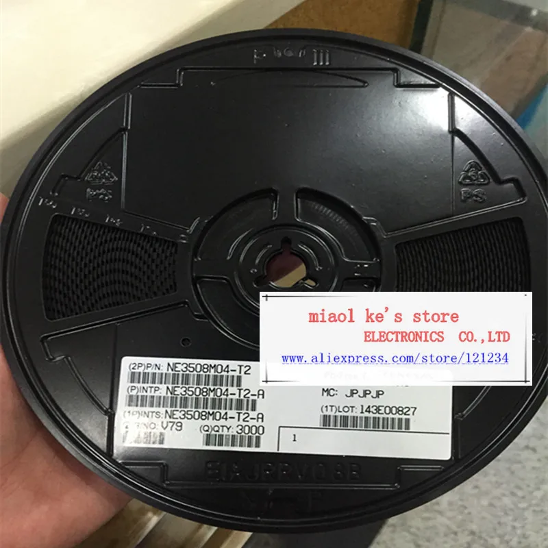 [5 шт.-50 шт.] 100% Новый оригинал NE3508M04-T2-A NE3508M04-T2 NE3508M04 NE3508 (v79 V79) -FET RF 4 в 14 дБ 2 ГГц SOT-343F |