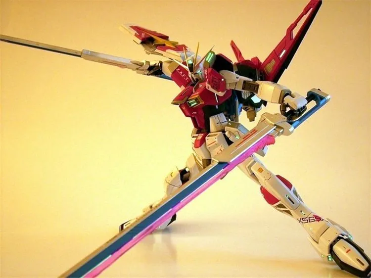 Фигурки diy модели поклонников аниме периферийные gundam модель глаз патч бумага светящиеся наклейки 10*15 см экшн-игрушки