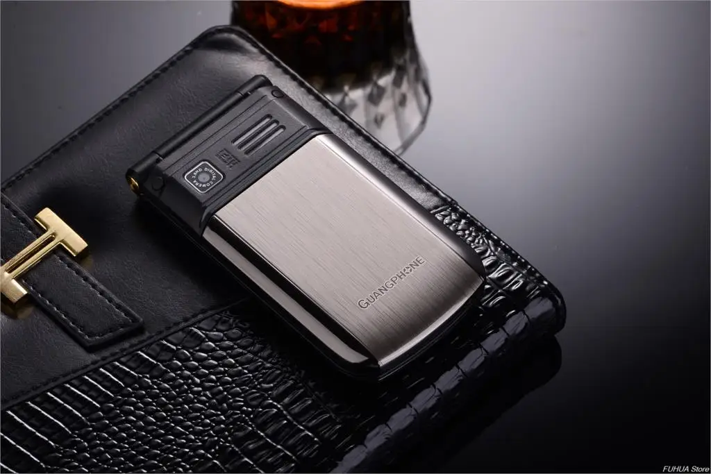 Flip Metal Body Mobile Cellphone E9 Dual Sim Dual Screen Radio 2.4'' Touch Sceen SOS Big Keyboard Loud Sound Flashlight Phone