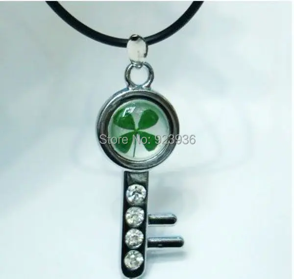 

$46 50pcs Real Four Leaf Clover lucky Saint Patrick's Day ' gift Key Style Pendant