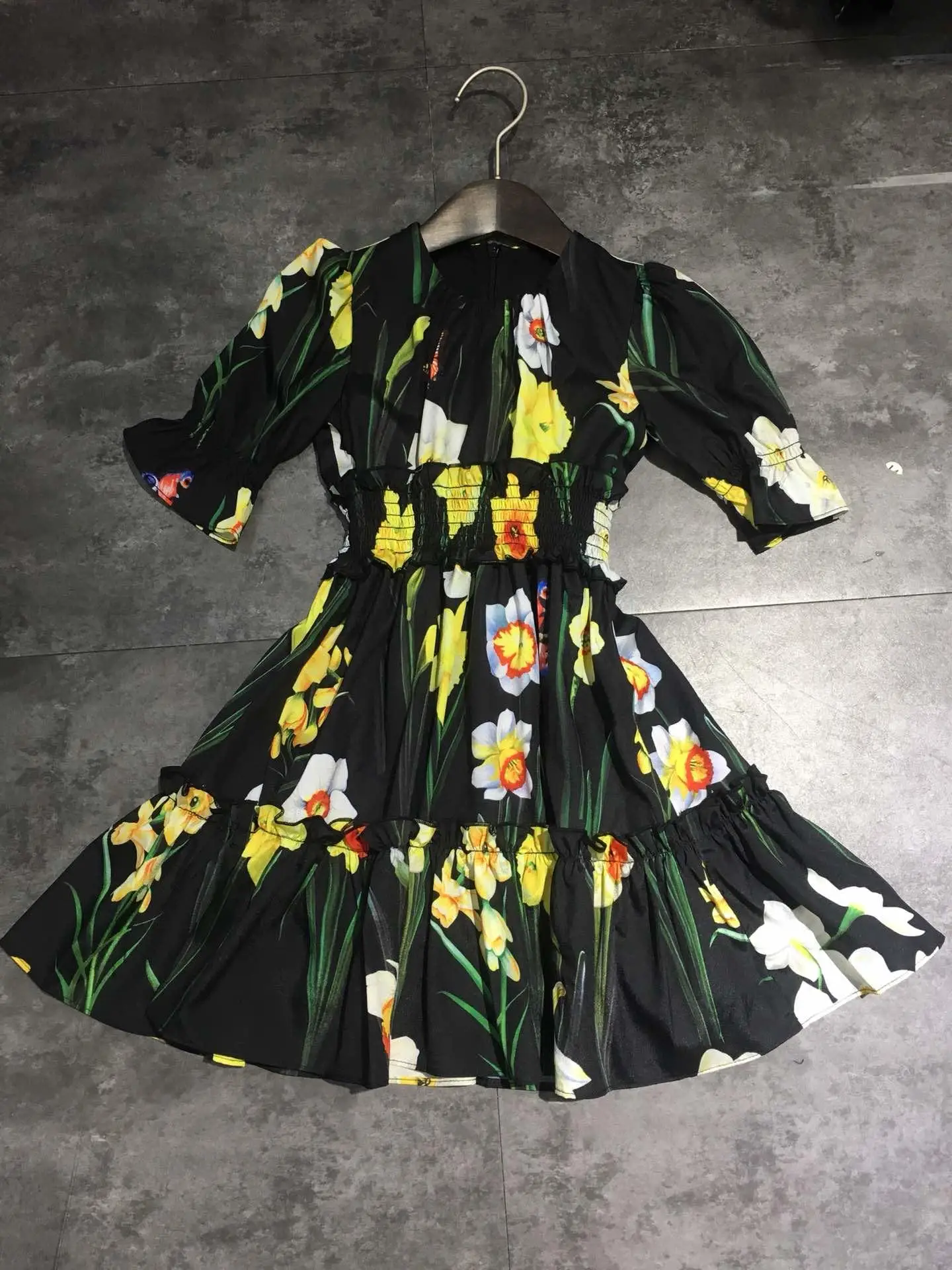 2020 летние новые модные Круглый воротник рукава с эластичной резинкой на талии