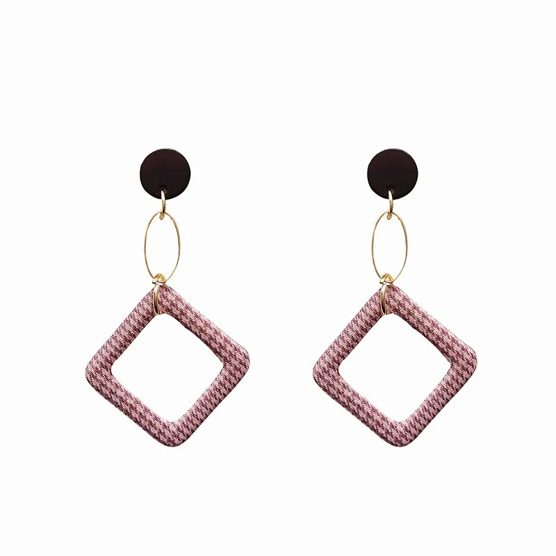 2019 Новые Модные Элегантные черно-белые длинные серьги в клетку с рисунком