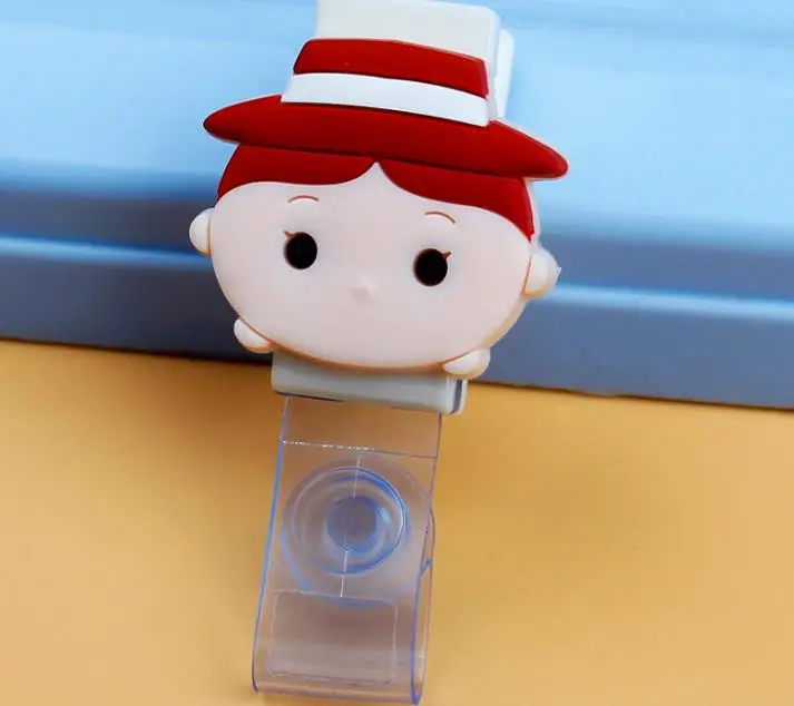 1 шт. Kawaii Мультфильм Базз медведь значок с животным держателем ID талреп Имя тег карты держатель значка доктор канцелярские принадлежности - Цвет: 5