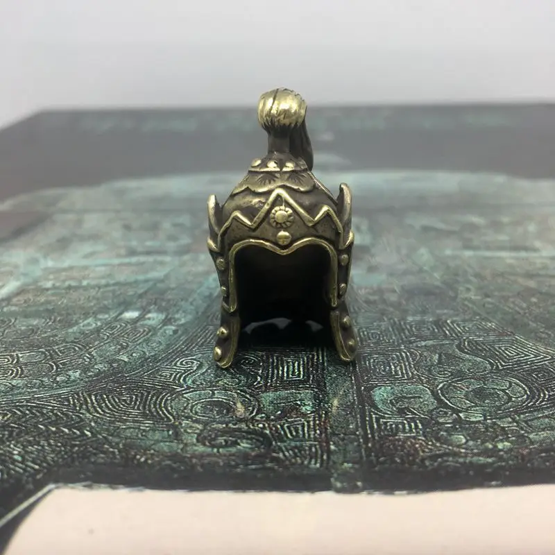 

Brass Metal Armor Helmet Knife Beads Pure Copper Key Pendant Lanyard Sword Knife EDC Outdoor Pocket Tool Knife Accessories