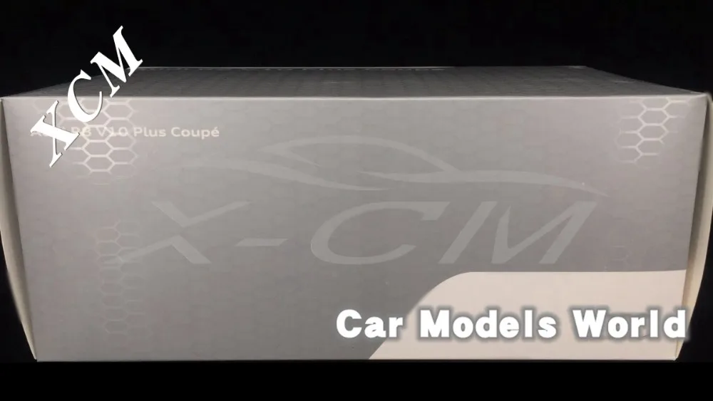 Литая модель автомобиля для R8 V10 Plus Coupe Sport 1:18 (DIY белый цвет) + маленький подарок! |
