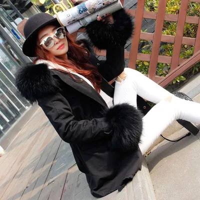 Женская куртка с капюшоном модная зимняя парка большим натуральным мехом енота и