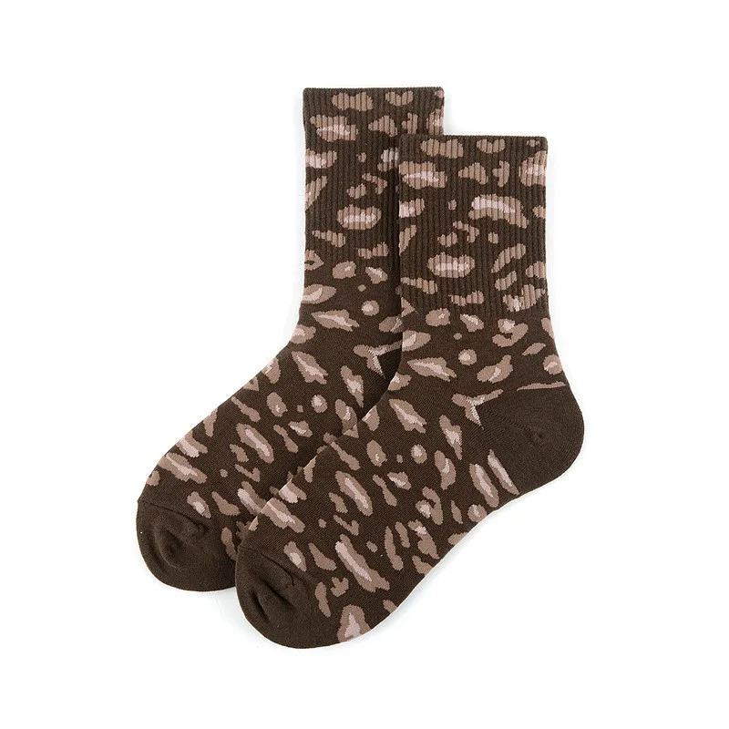 socks Dark brown Новое поступление, корейские хлопковые леопардовые носки с животным принтом для женщин и девочек, уличная одежда в стиле Харадзюку, милые короткие носки желтого и фиолетового цвета - Цвет: socks Dark brown