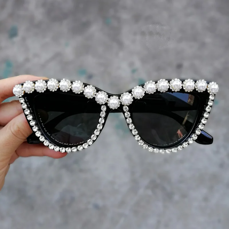 

Vintage Sunglasses Women Cat Eye Luxury Brand Designer Sun Glasses Rhinestone Pearl Retro ladies Sunglasses Eyewear oculos